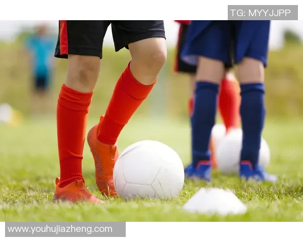 图库曼体育会与麦国民的激烈对决展现足球魅力与团队精神